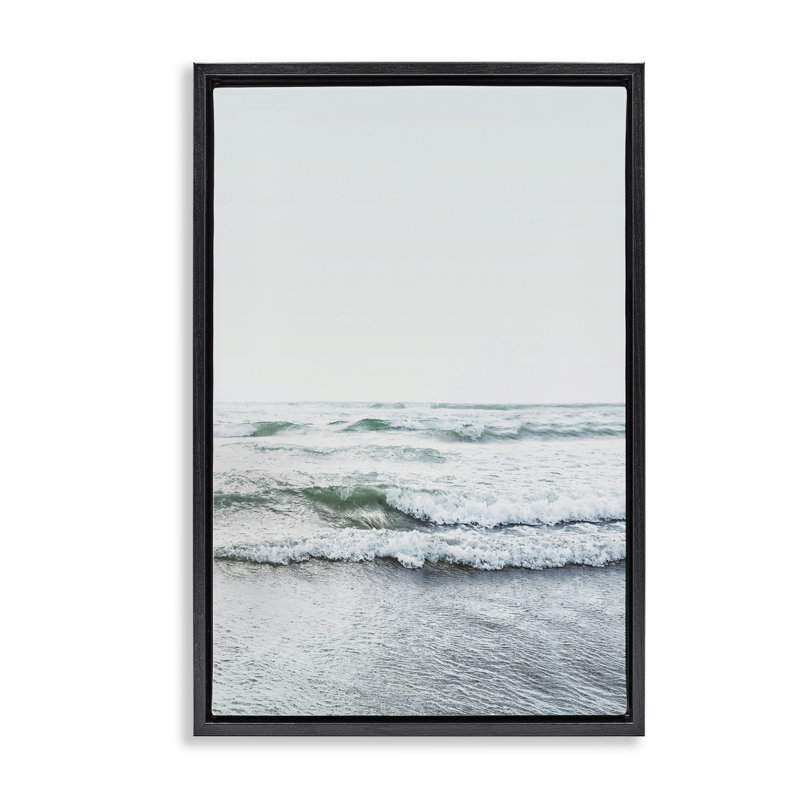 Cadre flottant monochrome Ocean Wave Cascade, design par Sissi et Seb, Cadre flottant noir de jais, H 25 po x l 17 po