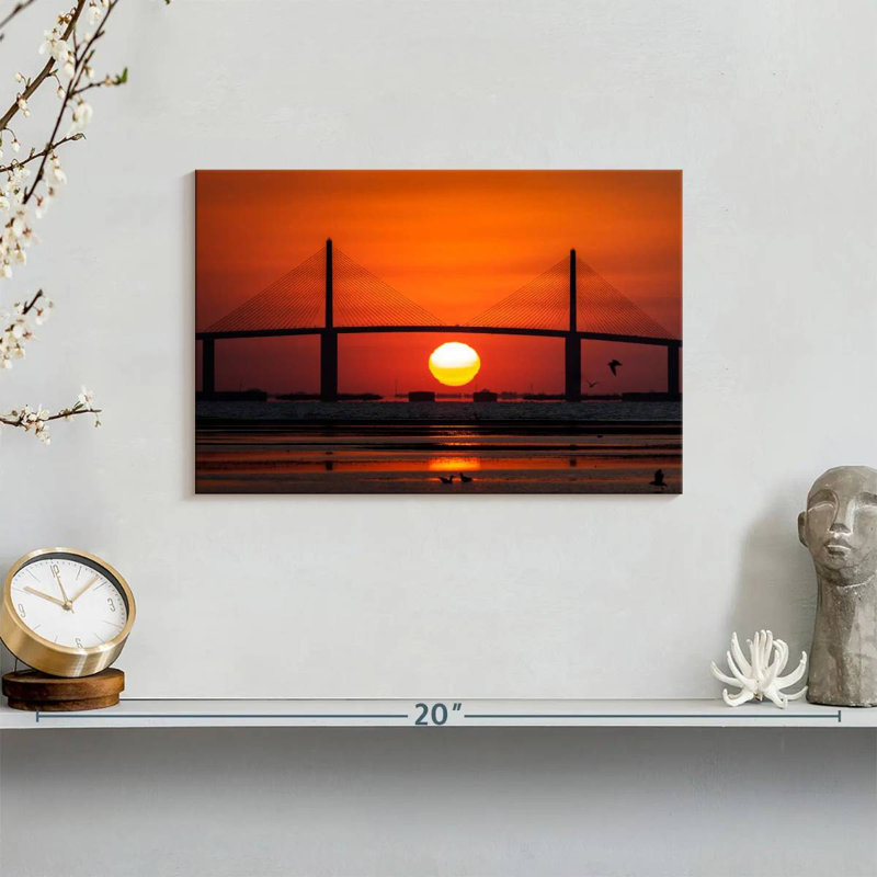 Coucher de soleil sur le pont Lilie, H 8 po x l 12 po