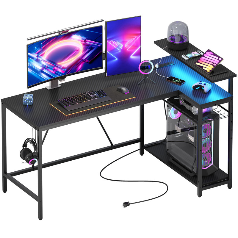 Bureau d'ordinateur en L de 58 po avec prise de courant et tablettes DEL Nedyo, Noir, noir, noir, noir