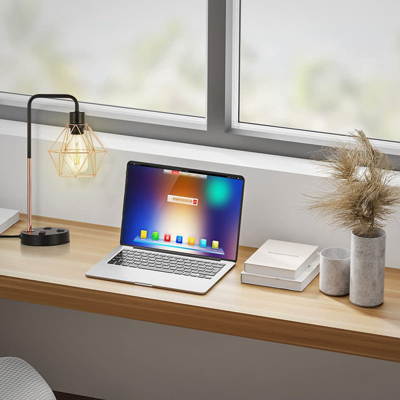 Metal USB Desk Lamp