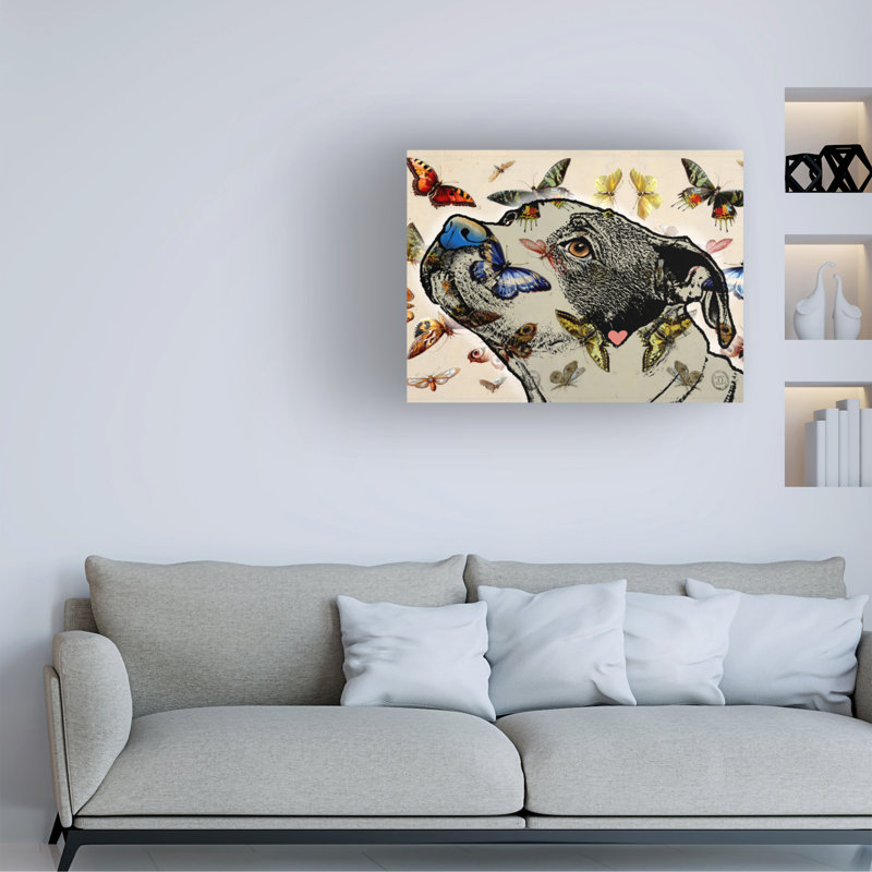 Animals Around Here On Canvas Print, H 14 po x l 19 po x P 2 po