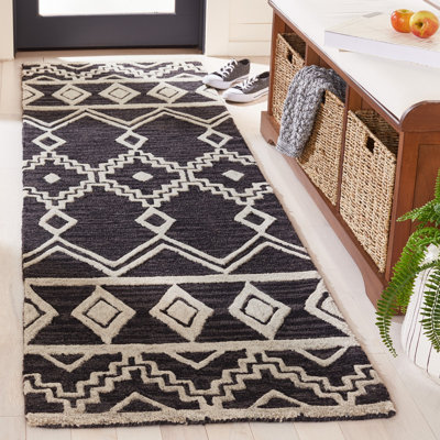Abbegail Hand Tufted Wool Southwestern Rug