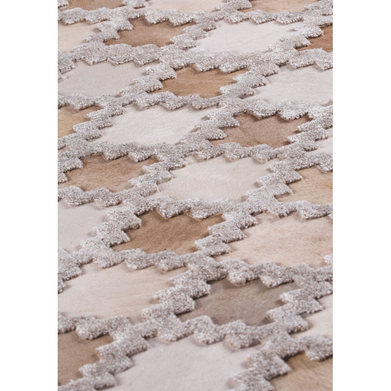Tapis géométrique en cuir de vache brun fabriqué à la main Halima, 2 pi x 3 pi