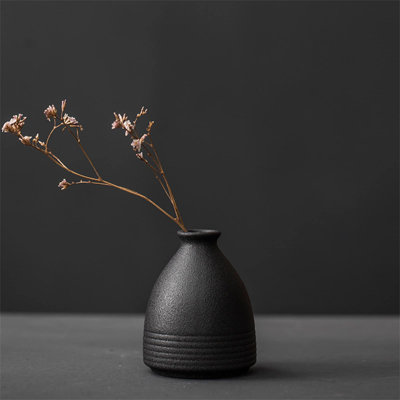 Ceramic / Porcelain Table Vase