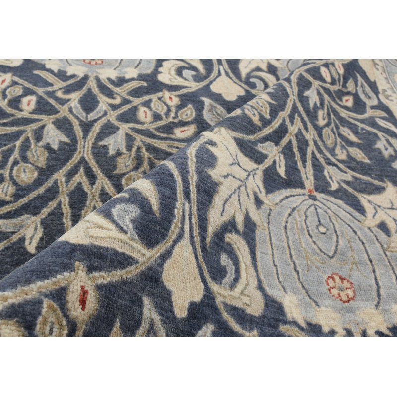 Tapis traditionnel en laine noué à la main