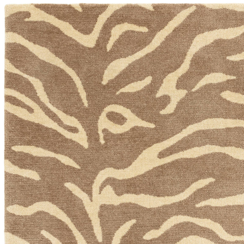 Alaisdair Tiger Animal Print Taupe Area Rug, Rectangle 200 x 290 cm