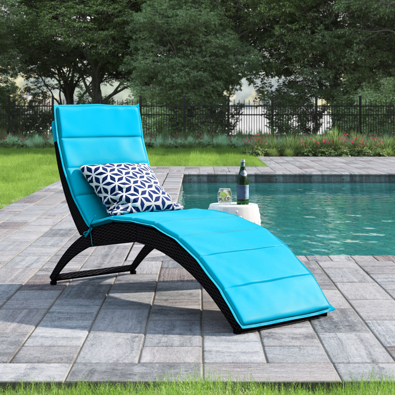 Outdoor Chaise Lounge , Cushion Included, Turquoise
