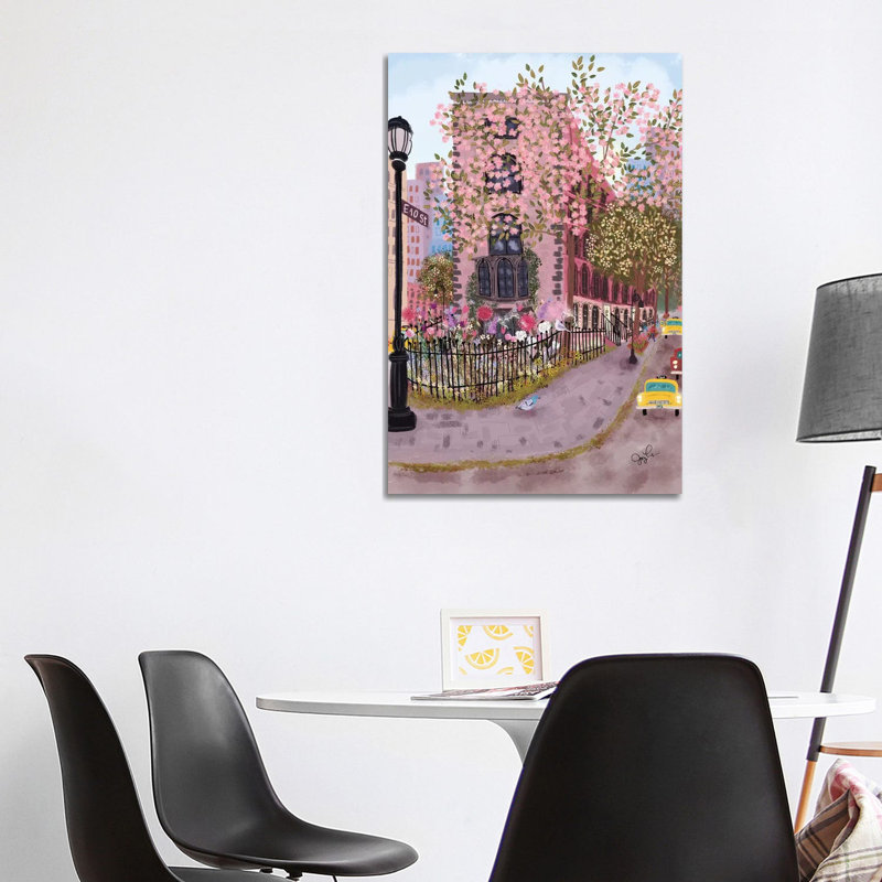 «East Village» par Joy Laforme - impression sur toile tendue, H 40 po x l 26 po x P 1,5 po