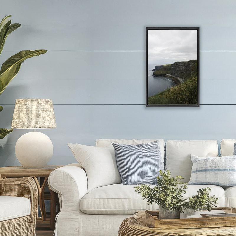 Cadre flottant Ireland Cove Scenic Inlet, conception de Jade Sharp Photo, Cadre flottant noir de jais, H 25 po x l 17 po