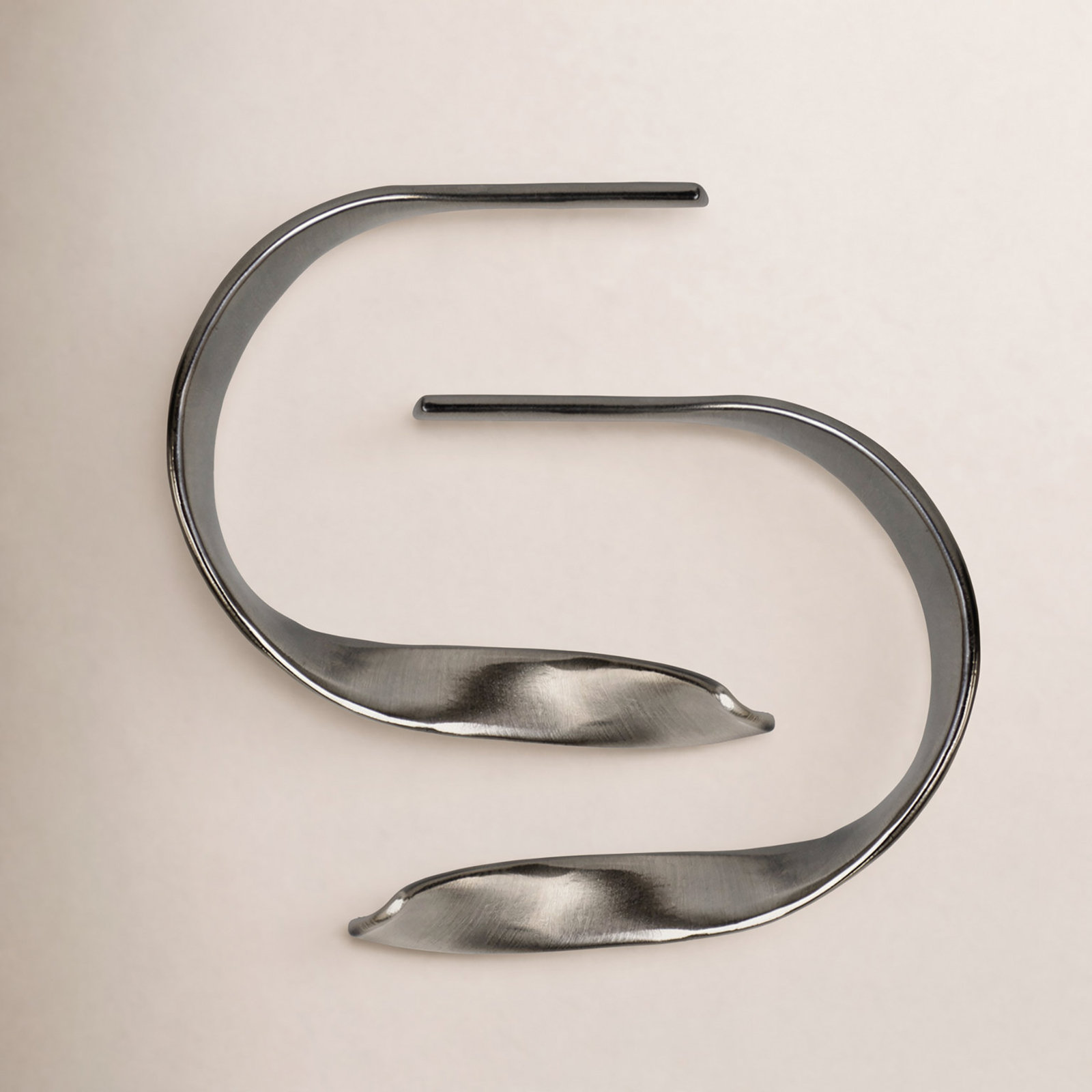 Presley Curtain Holdback, Plated Brushed Pewter