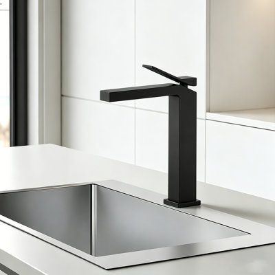 Single-Hole Single-Handle Bathroom Faucet
