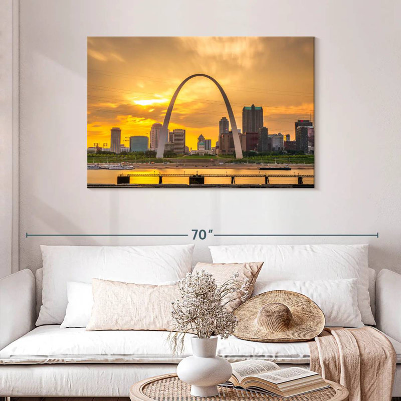 Ravi Saint Louis, 30" H x 45" W