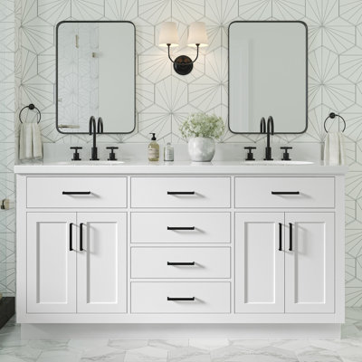 Ensemble de meuble-lavabo double en bois massif 66 po avec plateau en quartz blanc 1,5 po Thornaby, lavabos ovales
