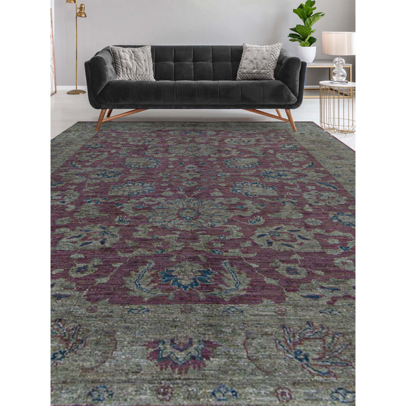 Wool Oriental Area Rug in Red/Green/Beige