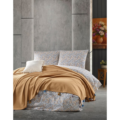 Modern & Contemporary Cotton Quilt