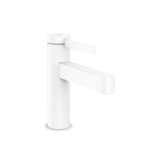 Finoris Single-Hole Faucet with Pop-Up Drain