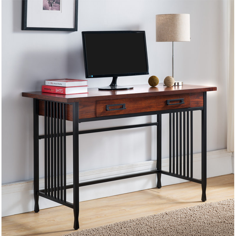 Bureau d'ordinateur en bois manufacturé Ironcraft