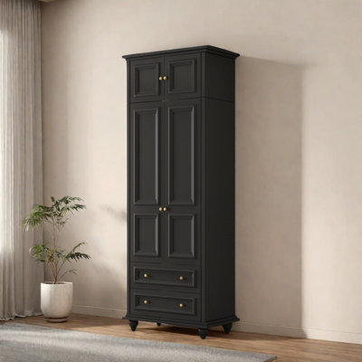 Simple Wardrobe Of Solid Color