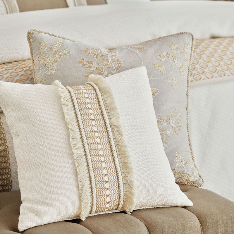 San Savino Linen Square Pillow Cover & Insert