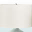 Lampe de table standard Linn en céramique verte et lin, H 23,89 po x l 15,78 po x P 10,7 po