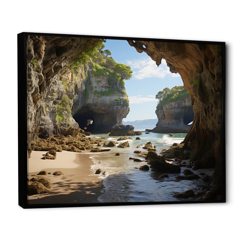 Rocky Beach Rocky Archway III - Nautique et plage, impressions sur toile, H 24 po x l 32 po x P 1 po, Cadre flottant noir