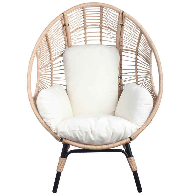 Chaise de patio en osier PE modèle 2 avec coussin en rotin de couleur naturelle beige
