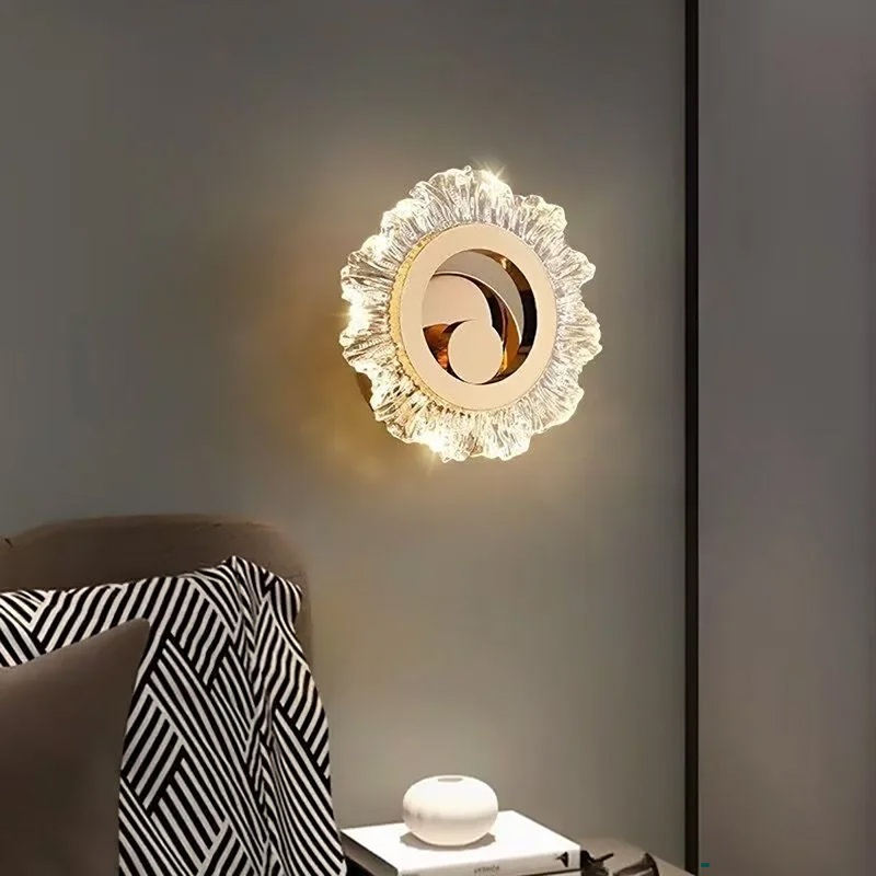 April Modern Wall Lamp