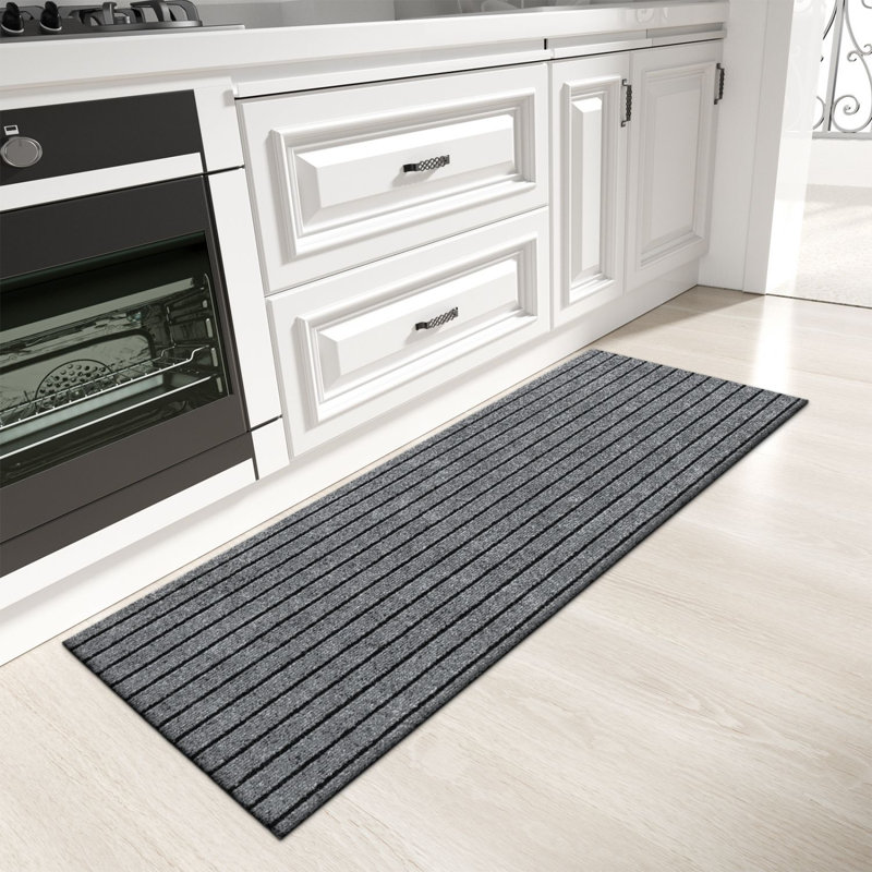 Tapis de cuisine Danyielle, Tapis de couloir 1 pi 5 po x 4 pi 11 po, Gris foncé