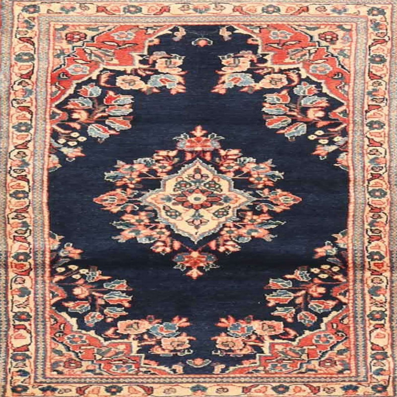 Tapis traditionnel rouge / noir Gintautas, Carré 5 pi
