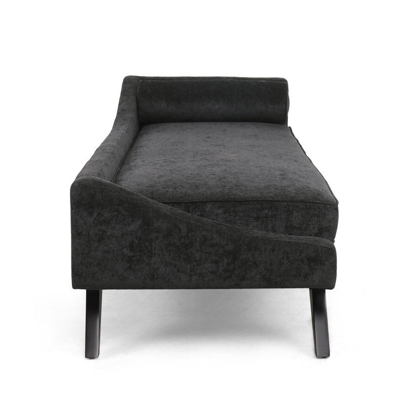 CHAISE LUNGE