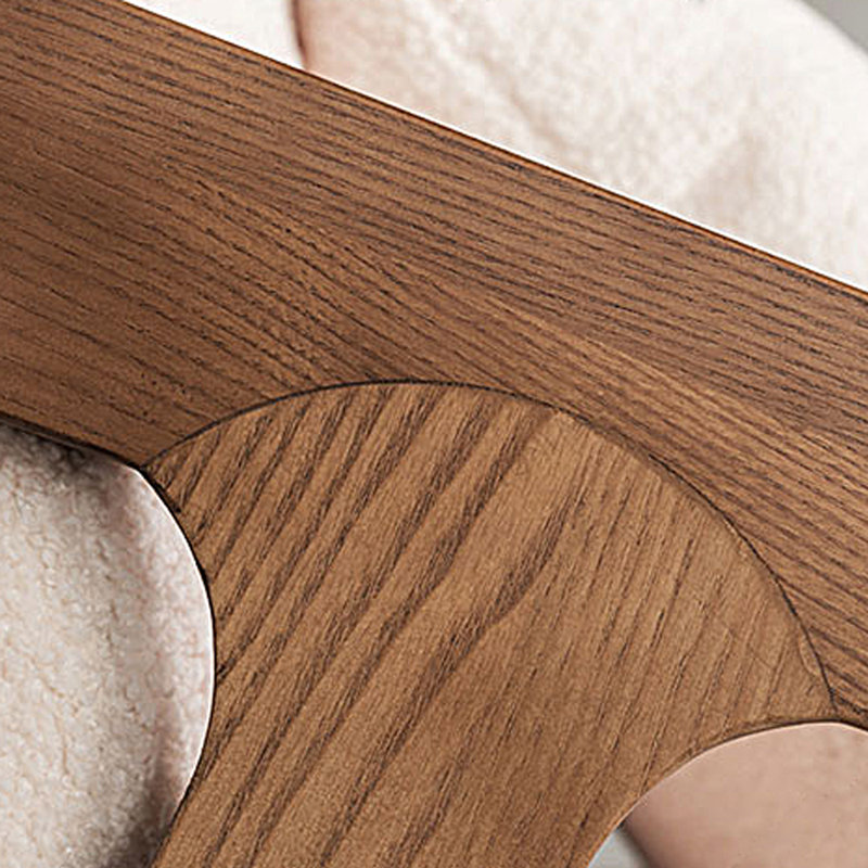 Chaise en bois massif déjeuner