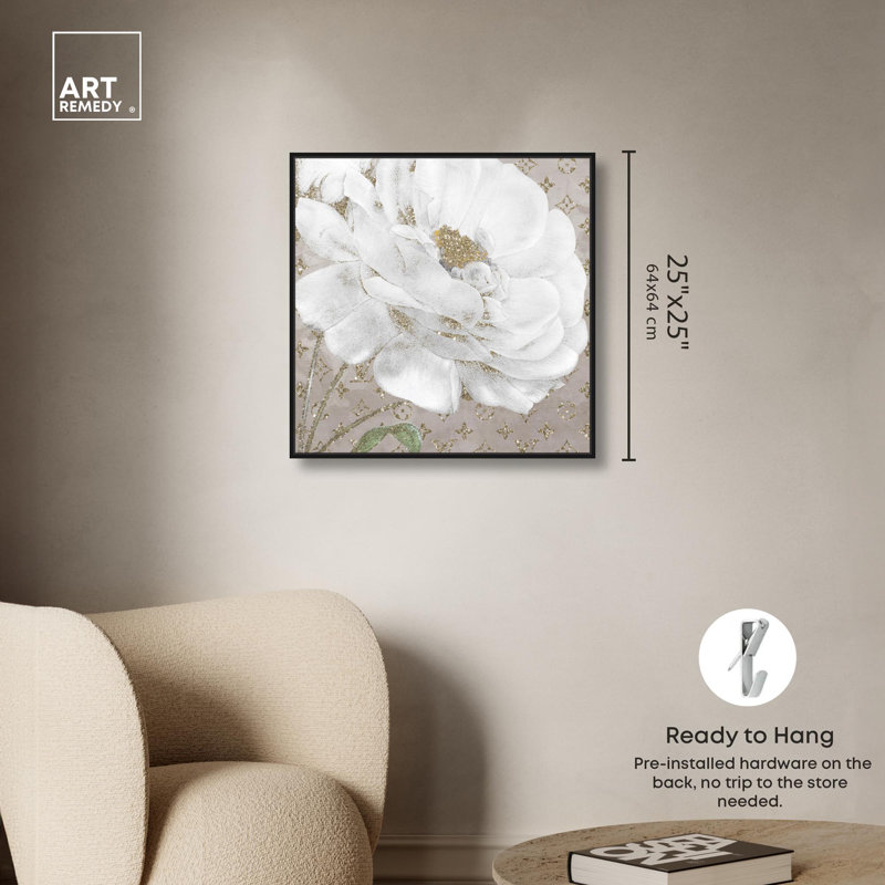 «Ivory Flower Shine II», taupe, art blanc élégant par Everly Quinn, Cadre noir, H 25 po x l 25 po