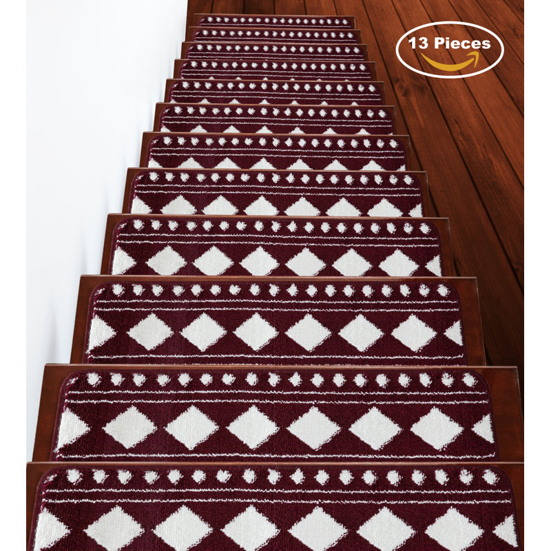 tapis d'escalier doux et vibrant en treillis Brawner, Rouge