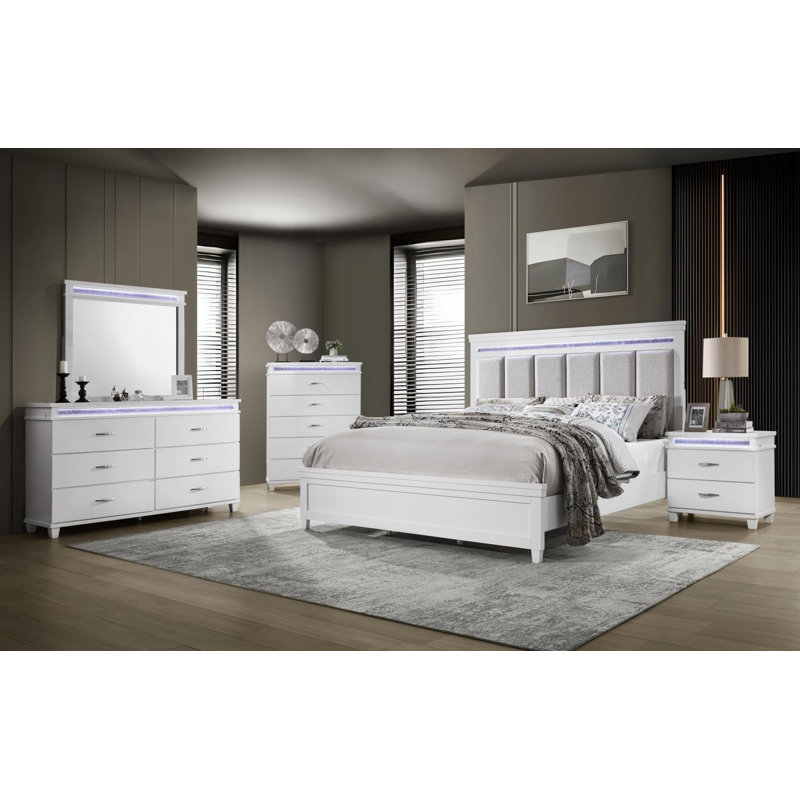 Cadre de grand lit - Commode - Miroir - Commode - Table de chevet, Queen
