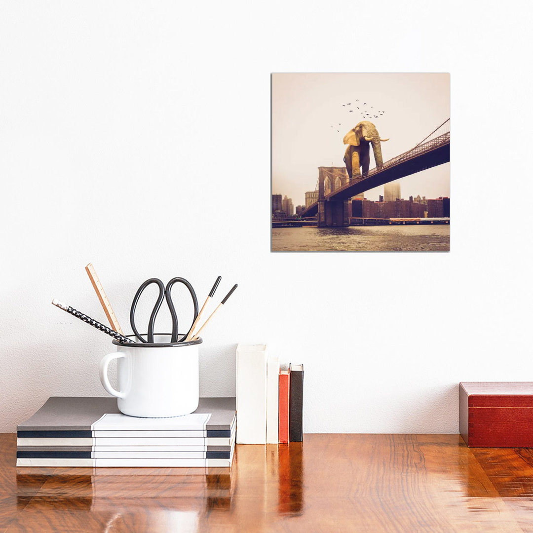 Elephant Bridge Amble von Soaring Anchor Designs - Galerie-verpackte Leinwand Giclée auf Leinwand