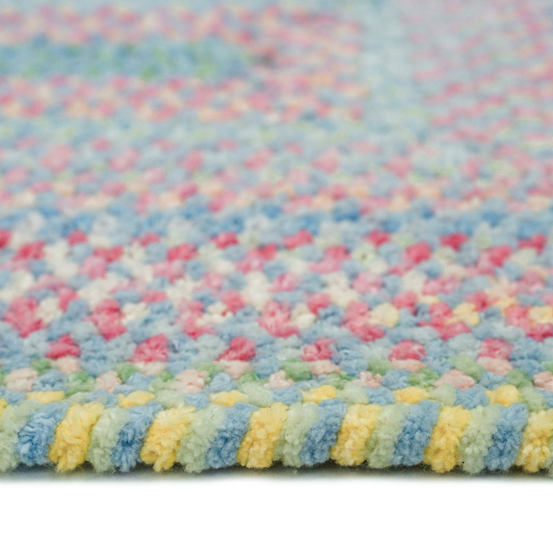 Chuhay Rug