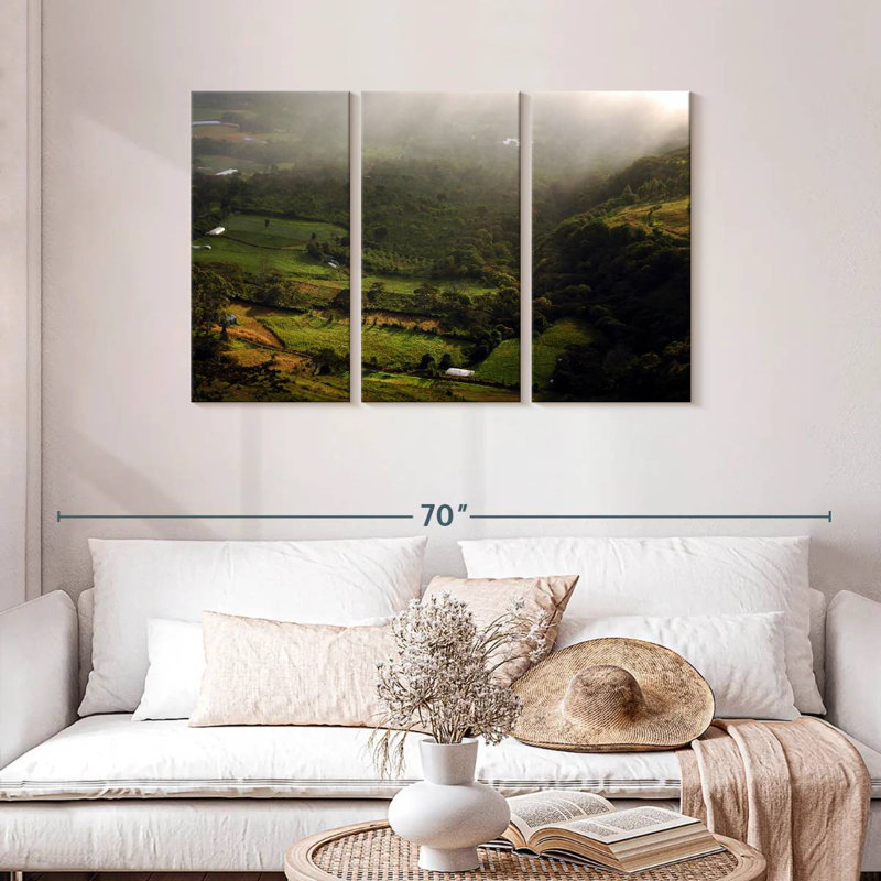 Nicci Volcan Baru Fields, 28" H x 45" W