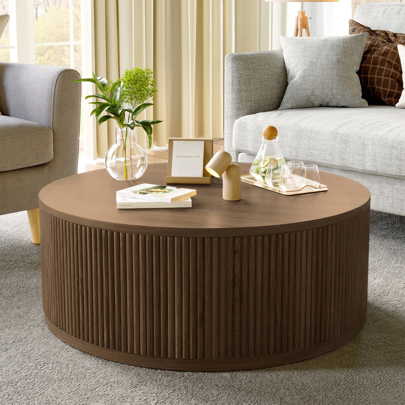 Table basse ronde spacieuse en bois massif de 102 cm de large, style tambour, au design cannelé., Brun, 16" H x 40" L x 40" W