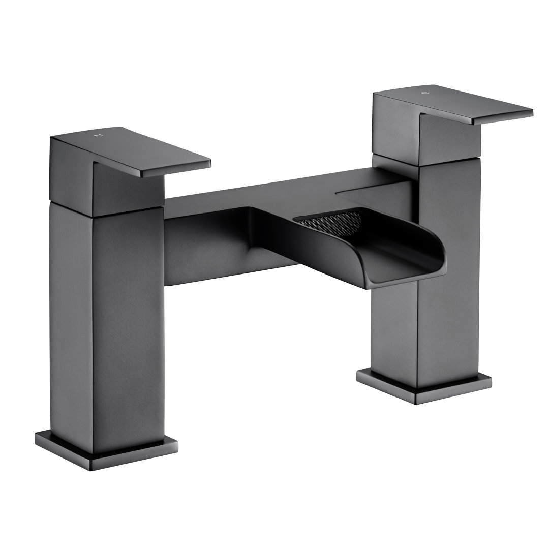 VeeBath Kelvin Square Waterfall Bath Filler Mixer Tap