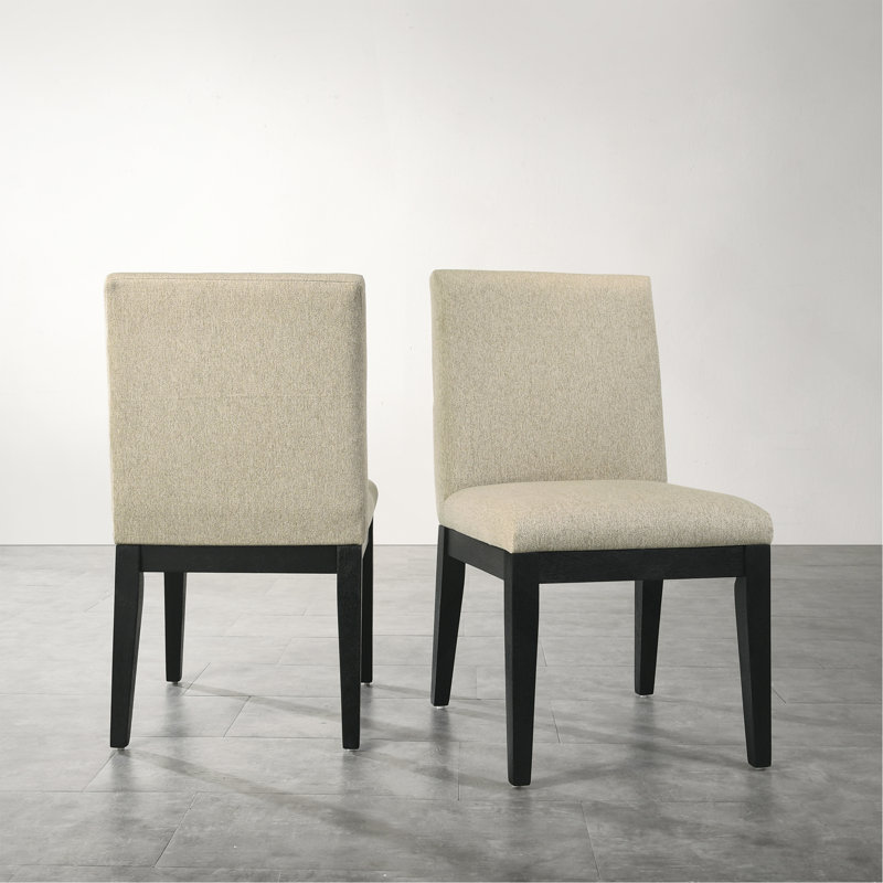 Chaises de salle à manger contemporaines en bois massif avec revêtement moelleux et fabrication robuste