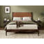 Lit plateforme Queen Size en bois d'acacia massif avec tête de lit en cuir végan tissé à la main, style moderne du milieu du siècle, sommier non requis, brun foncé