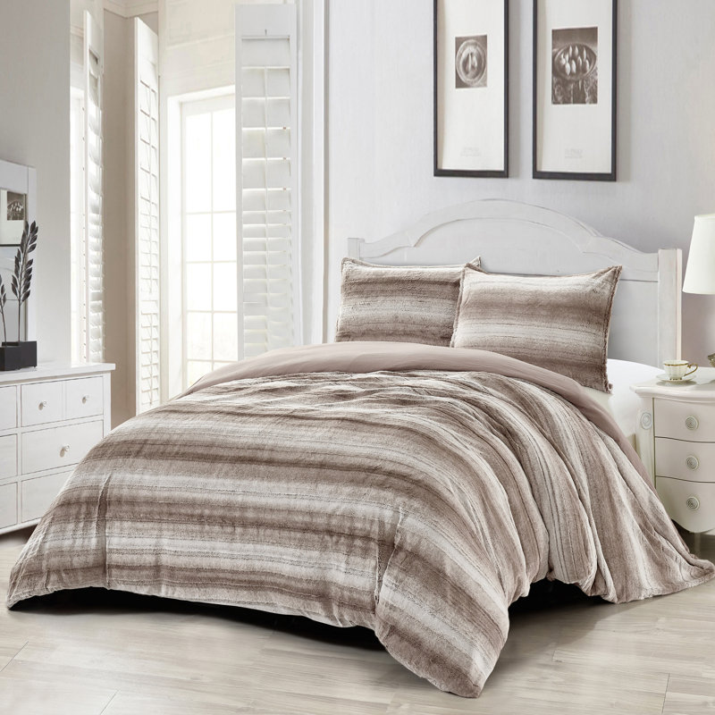 3 Piece Faux Fur Duvet Cover Set, Queen Duvet Cover + 2 Queen Shams, Gray
