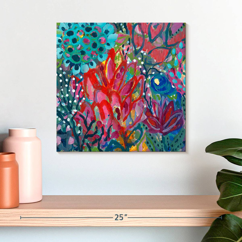 Avery Prana, 16" H x 16" W