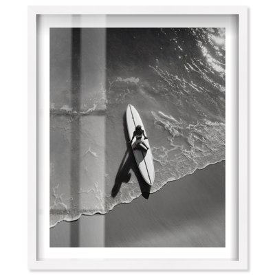 «Waiting for Waves II Shadowbox Print», art mural par Notoriart, cadre blanc, 36 x 45