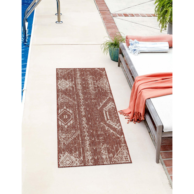 Tapis intérieur / extérieur rouge rouille en polypropylène tissé à la machine Loreen, Tapis de couloir 2 pi x 4 pi