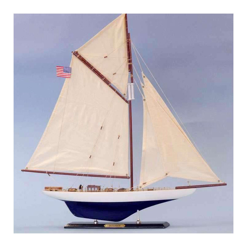 Bateau à modèle limité Kinross