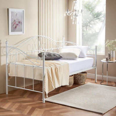 Barile Metal Daybed with Mattress