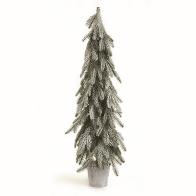 Arbre enneigé en pot