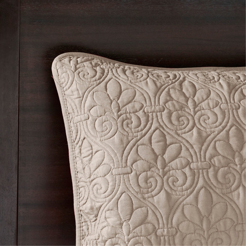 Twin/Twin XL Reversible Quilt Set in Khaki, Khaki, Twin XL Quilt + 3 Additional Pieces