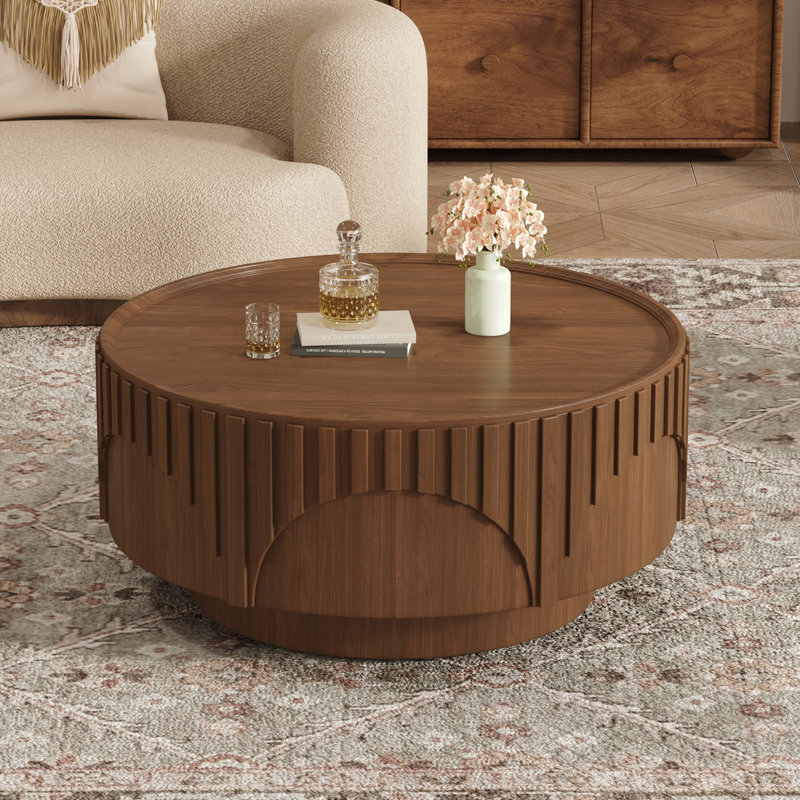 Petite table basse ronde cylindrique avec accoudoirs arqués 29,1 po Lyra, Brun